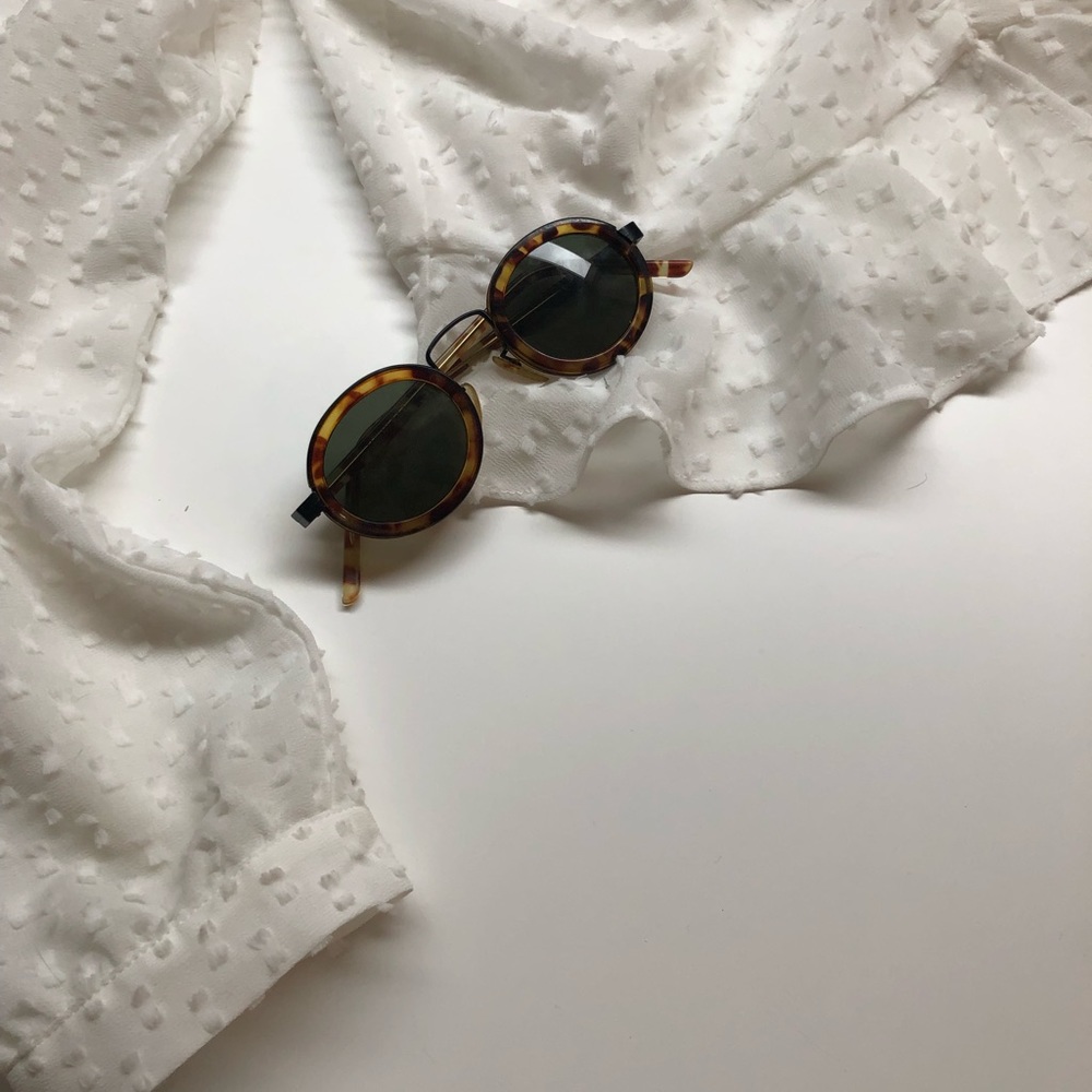 RENVY white square neck line blouse